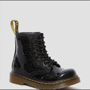 Dr.Martens; Size 7.